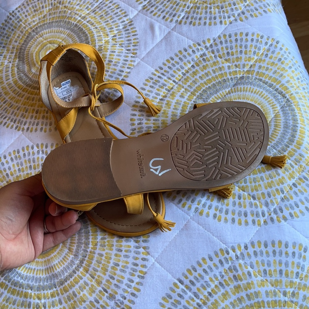 Sandals - Picture 3 of 3